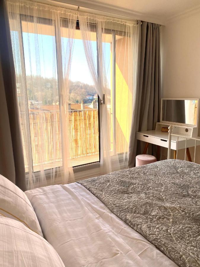 Bergson Top - Appart 80M2, 2 Grandes Chambres, Entierement Renovee Et Equipee, Lumineux, Wifi, Balcon, Calme, Vue Imprenable Saint-Etienne  Exterior photo